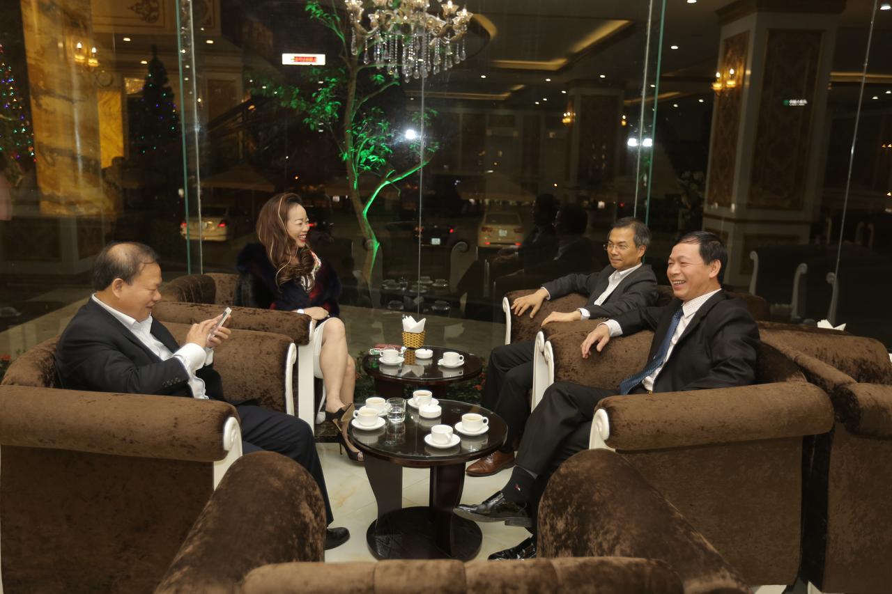 Lao Cai Royal Hotel Eksteriør bilde